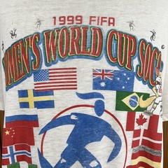 Vintage 90s Paper Thin FIFA Women’s World Cup USA Soccer Flags Graphic Tee XL
