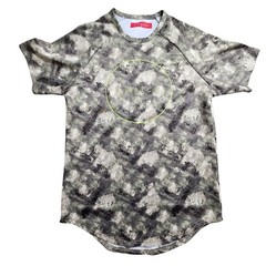 Vie + Riche Paris Camo Graphic T-Shirt Medium Grey Digital Print Curved Hem