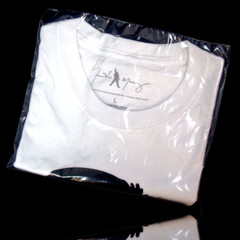 Freddie Mercury Queen, Face & Signature Print T-Shirt, White Cotton, Size: Large