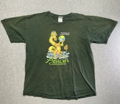 Vintage Gildan The World Is In Your Hands Asian Celebration 2012 SIZE LARGE