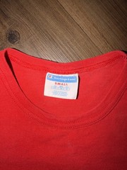 Champion Men’s Small Red Crew Neck Short Sleeve Cotton Knit Logo T-Shirt Vintage