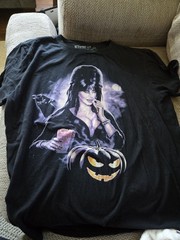 Elvira Mistress Of The Dark Large T-Shirt Fright Rags