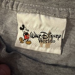 Vintage 90s Walt Disney World Mickey Mouse Embroidered Pocket T-Shirt Large