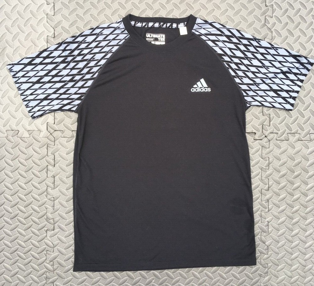 ADIDAS Ultimate TEE Black & Gray T-Shirt M (Medium) Raglan Sleeve Climalite