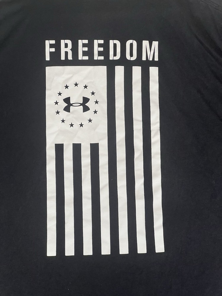 Under Armour HEATGEAR T-Shirt Men’s 3XL Black Loose Fit Freedom American Flag