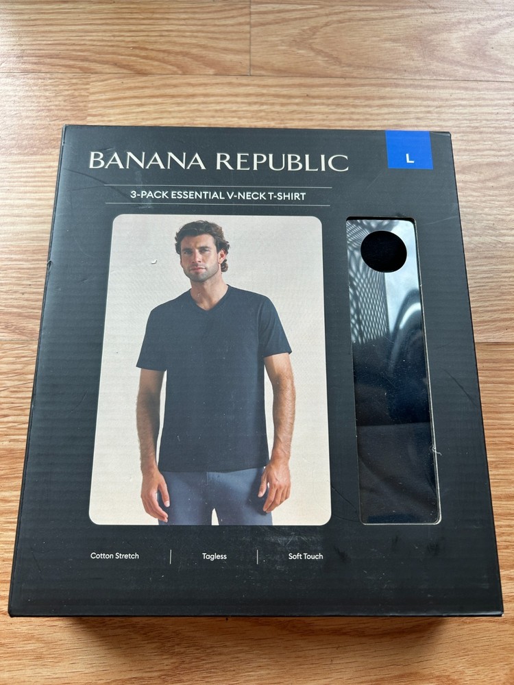 Banana Republic Men’s 3-Pack V-Neck T-Shirts, Black, Size L, Brand New in Box