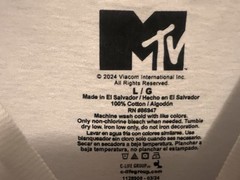 MUSIC TELEVISION MENS SCREEN PRINTED FRONT T-SHIRT SIZE L NEW