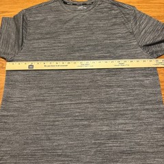 Kenneth Cole Stretch Fit T Shirt Men’s Size 1X Gray Polyester Spandex Blend