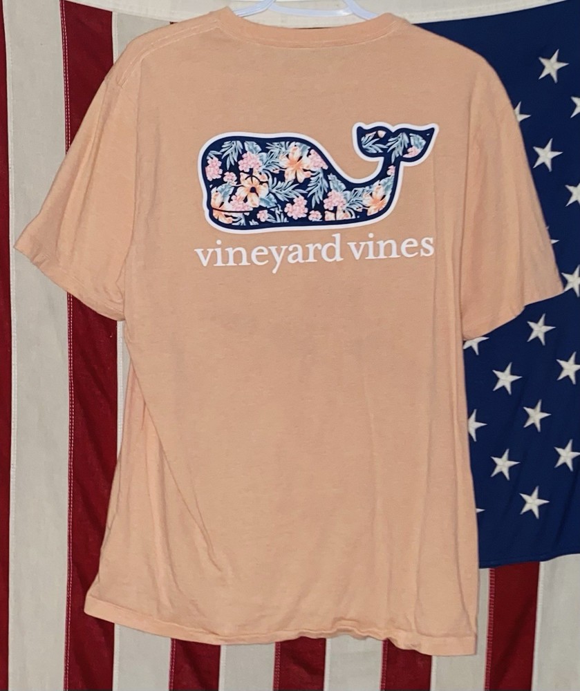 Vineyard Vines Men’s Medium Pocket T-Shirt Short Sleeve Shirt Apricot Whale EUC