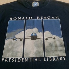 Ronald Reagan Presidential Library sz. Med. Navy-Blue Shirt Republican Goat