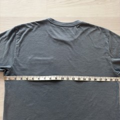 Fresh Clean Tees T-Shirt Men’s Size Medium Blue Pocket Crewneck Good