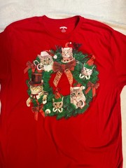 Holiday Time Cat Wreath “Meowy Christmas” Graphic T-Shirt Size L