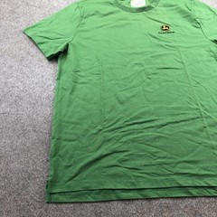 John Deere Shirt Mens Medium Green Tractor Graphic Tee Tagless Cotton Farm