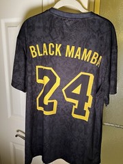 Kobe Bryant Black Mamba T Shirt #24 Large 48” Chest LA Lakers Basketball NWOT