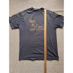 Mickeys Fine Malt Liquor Get Stung Hornet Graphic T-Shirt Mens XL Gray Vintage