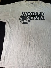VERY RARE VINTAGE GLOBE VERSION WORLD GYM TSHIRT XL SHIRT EXTRA LARGE AUTHENTIC
