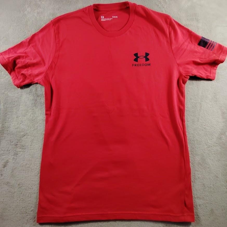 Under Armour Shirt Mens M Red Freedom Flag Graphic Crew Neck Tagless 1370810