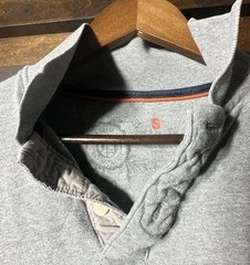 Vintage Gap Men’s Size S Gray and Navy Colorblock Long Sleeve Henley Shirt