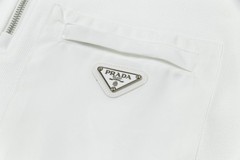 Prada Men’s white round-neck short-sleeved shirt size XL