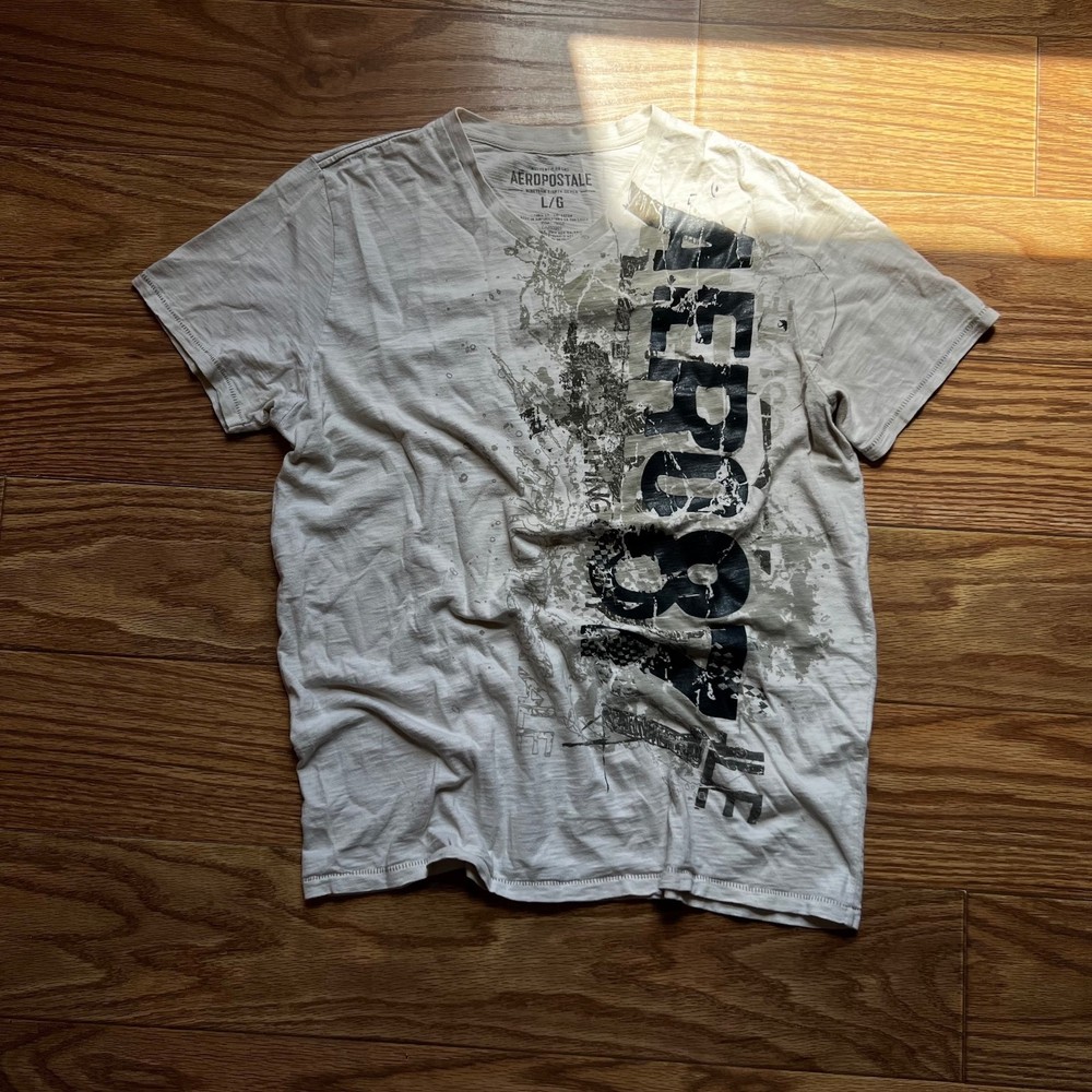 Vintage Y2K Aeropostale Graphic Tee Streetwear Skater Grunge Shirt L/G