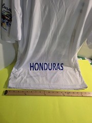 Unixes Multicolor T Shirt Sz. M Natural Honduras Parrot Birds. C.60.