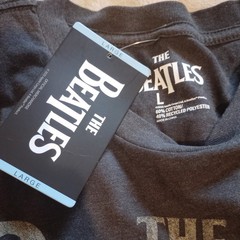L Beatles Rubber Soul T-Shirt New With Tags 60% Cotton 40% Poly.