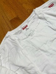 Levi’s Mens V Neck or Crew Neck T shirt logo Premium Soft Cotton New