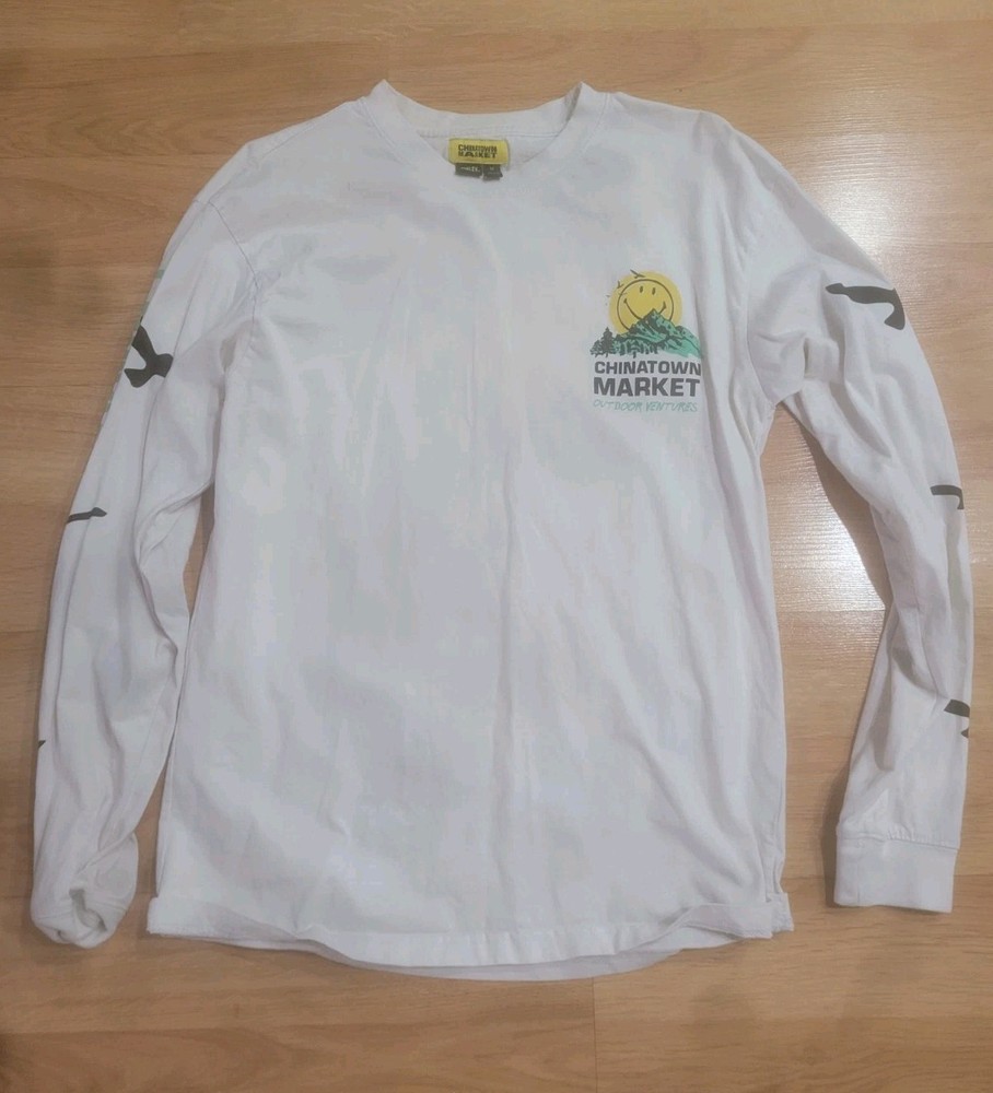 Urban Outfitters Chinatown Market Outdoor Adventures Long Sleeve Tee Size Medium