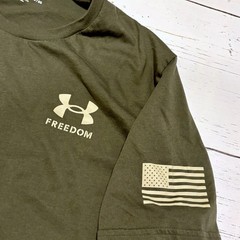 Under Armour – Men’s UA Freedom Flag T-Shirt – XL – Olive Green