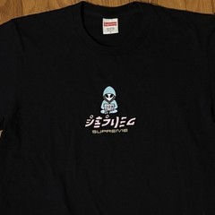 SS22 Supreme Alien Tee Men’s Small