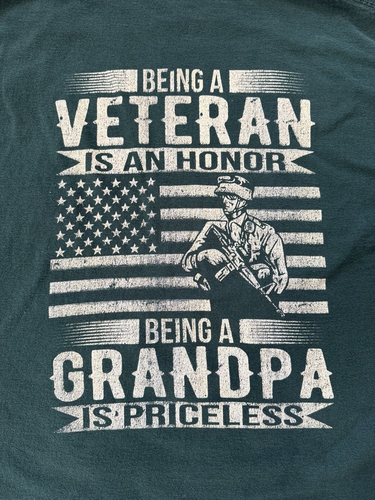 Being Veteran Is An Honor Being Grandma Is Priceless Veteran Unisex T-Shirt 3XL