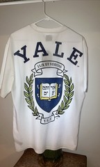 Double Sided Preppy Yale University Shirt Men MEDIUM Short Sleeve Tee New Cond.
