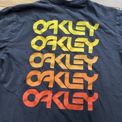 OAKLEY T Shirt Men M Black Orange Yellow Spellout Grunge Custom Sports Tee 38″