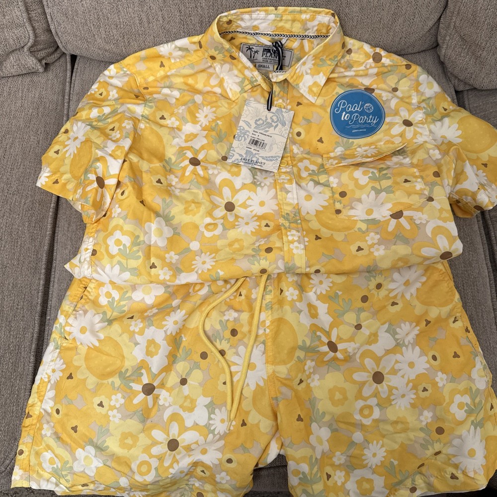 Pool Beach Size Small Outfit