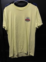 Sullen Art Co. Men’s Yellow Car Graphic Print Logo T-Shirt Crew Neck M