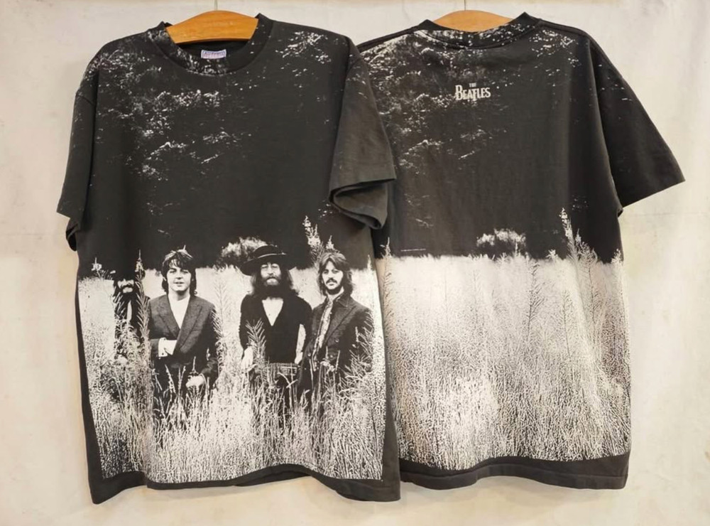 Vintage RARE 1995 THE BEATLES AOP All Over Print 90s Band XL T-Shirt REPRINT
