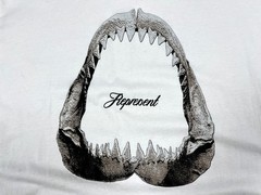 Men’s REPRESENT Shark Jaws Flat White Casual Cotton t Shirt Short Sleeve Size XL