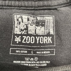 T Shirt Lot of 5 Mens Large Zoo York + Mix Brands Surf Skate Y2K Grapic Academia
