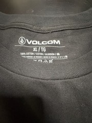 NWT Volcom Men’s Long Sleeve Tee Black Vent The Garden Size XL