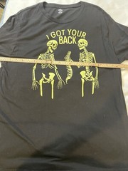 Celebrate Halloween T-shirt ‘I Got Your Back’ Womens Mens XL/XG Skeletons