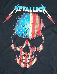 Metallica T-Shirt Men’s Sz Large American Flag Menacing Skull Rock Band Tee