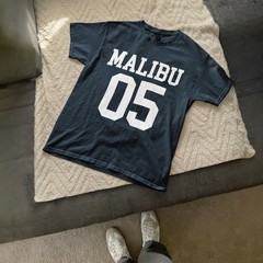 Malibu 05 retro beach tee 2005 California style number shirt