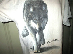 Great Wolf Lodge off-set Wolf Graphic T-shirt-NWT- Ice Gray-sz XL-SHORT SLEEVE