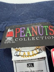 Vintage Y2K Peanuts Charlie Brown Lucy Football T-Shirt Men’s XL NWT