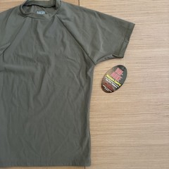 Dri-Duke Men’s Size M Moisture Control Compression USGI Military Tan T-Shirt