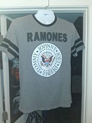 Rock Shirts..Ramones Motorgrater Butthole Surfers Slipknot Size Large..