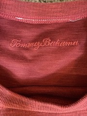 Tommy Bahama Soft Knit T Shirt Poly Blend Suede Plush Tee Size Small Red
