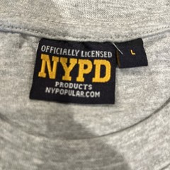 NYPD Gray Tee Shirt with Navy Print. Men’s Size Large New