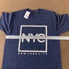 MV Sport Adult Size Medium Navy Heather NYC New York City Graphic T-Shirt NWT