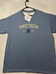 New 2007 NY New York Yankees Yankee Stadium Men’s Blue Large Baseball t-Shirt